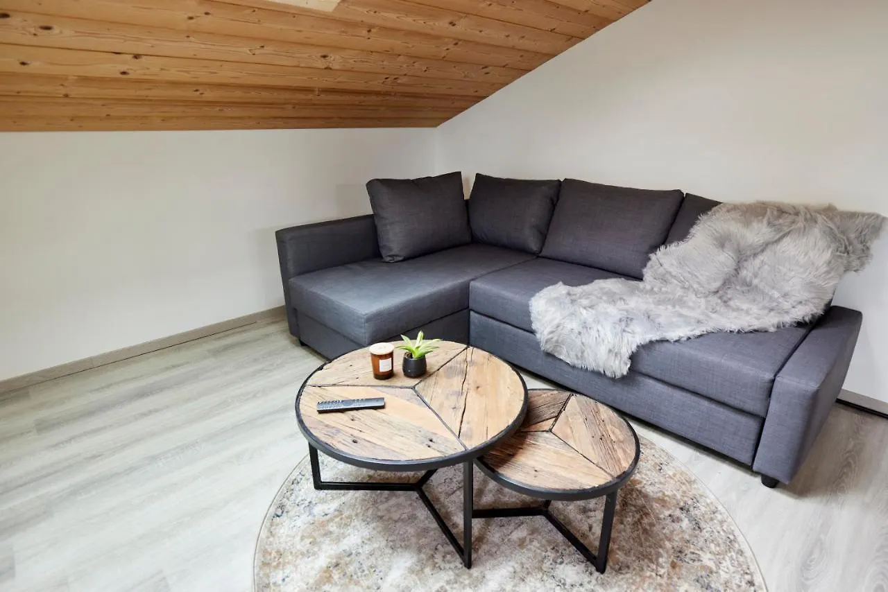 Gemuetliche Ferienwohnung Im Dg Am Tegernsee - Bergblick, Ruhe & Ganz Viel Platz Bad Wiessee Germany